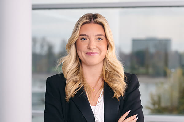 Juline Ines Junge-Anwalt-Rechtsanwalt-Kanzlei-MTR Legal Rechtsanwälte